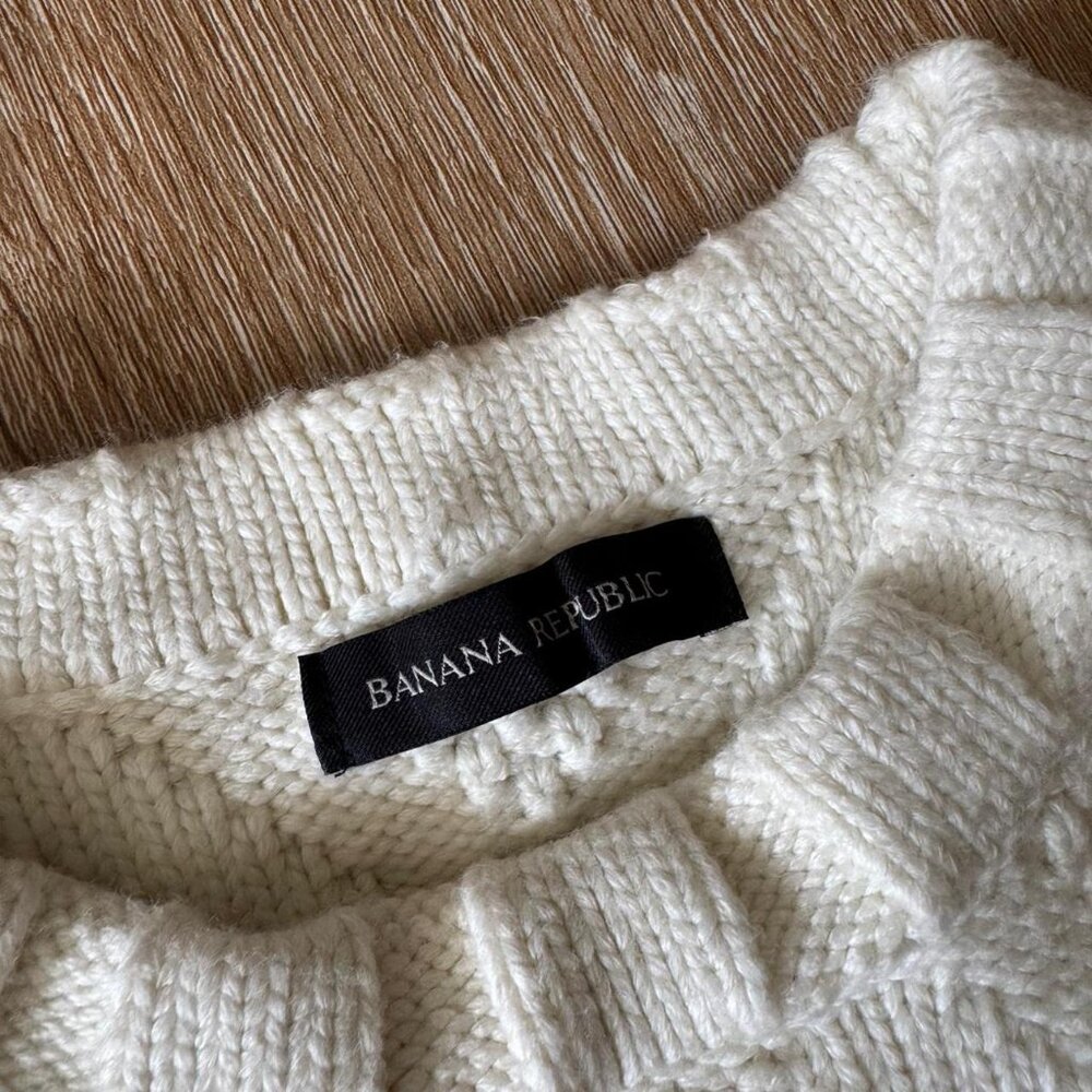 Banana Republic White Fringed Sweater Size S SAMPLE - Picture 5 of 5